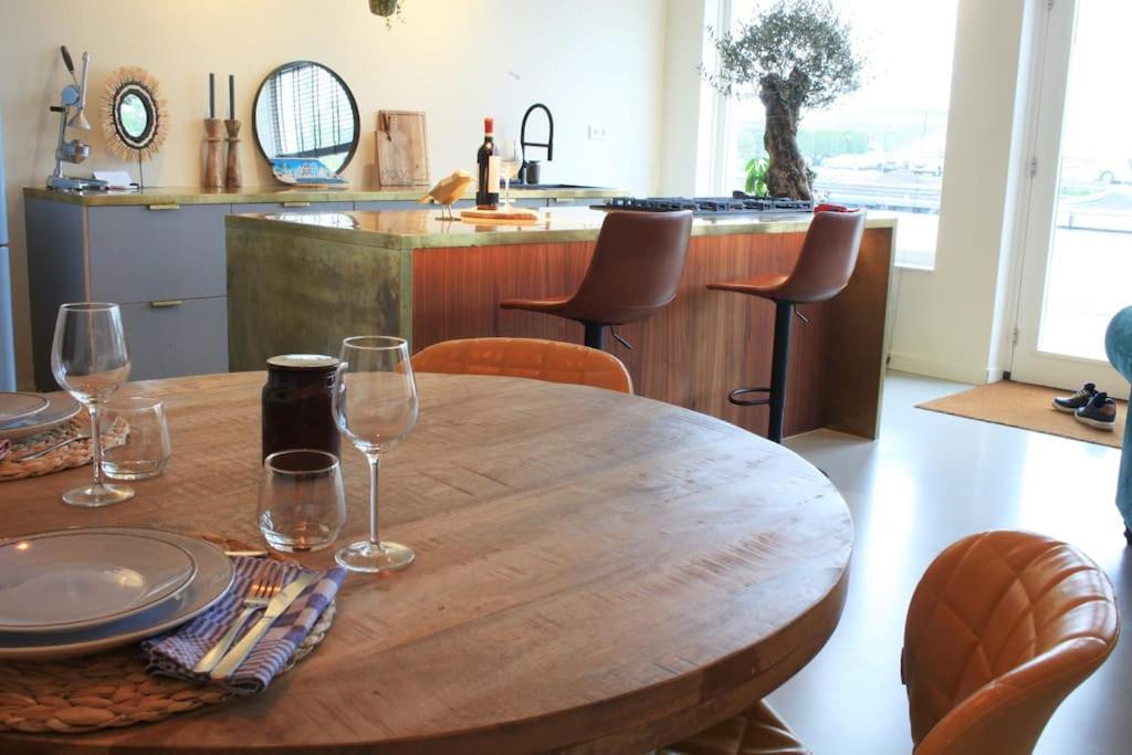Luxury Harbour Suite With Private Parking Loosdrecht Buitenkant foto